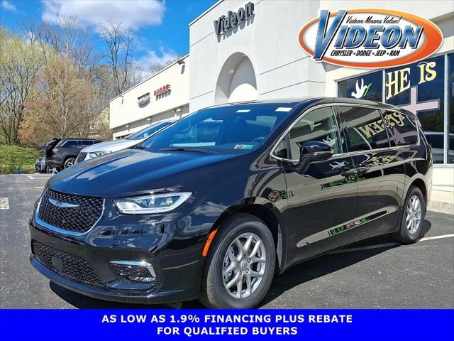 2026 Chrysler Pacifica Select for sale in Newtown Square, PA