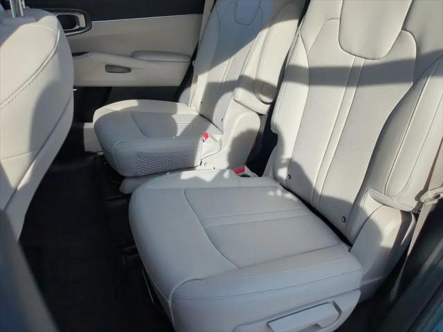 2026 Kia Sorento Hybrid EX AWD