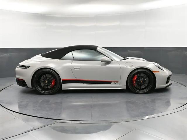 2024 Porsche 911 Carrera GTS Cabriolet
