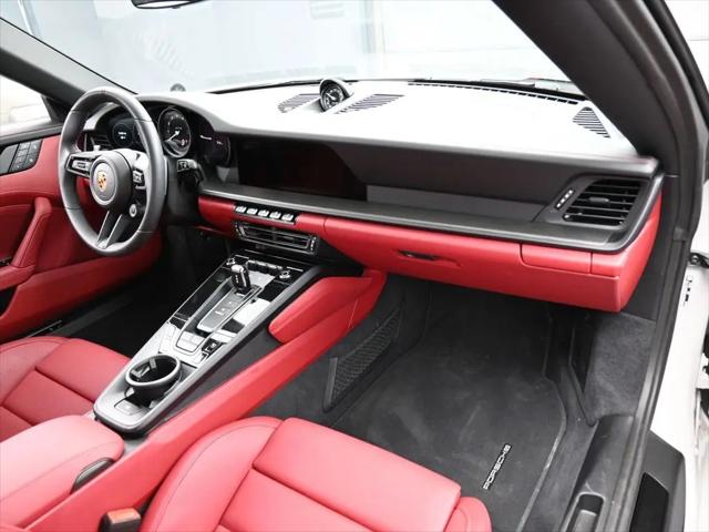 2024 Porsche 911 Carrera GTS Cabriolet