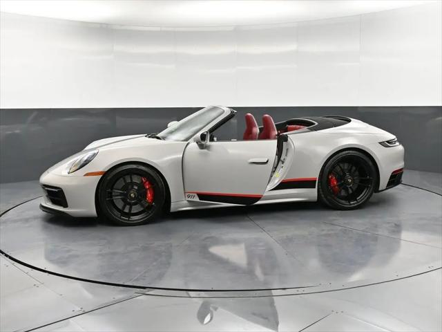 2024 Porsche 911 Carrera GTS Cabriolet