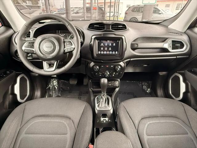 2018 Jeep Renegade Latitude FWD