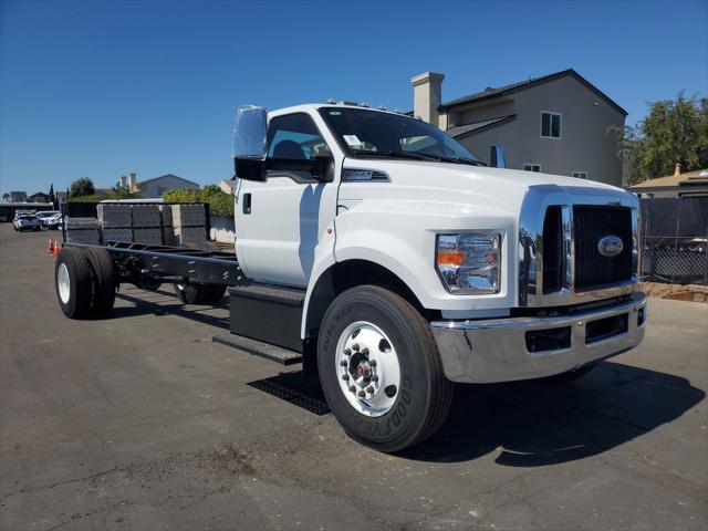 2027 Ford F-650 Straight Frame Gas Base