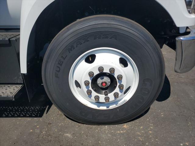 2027 Ford F-650 Straight Frame Gas Base