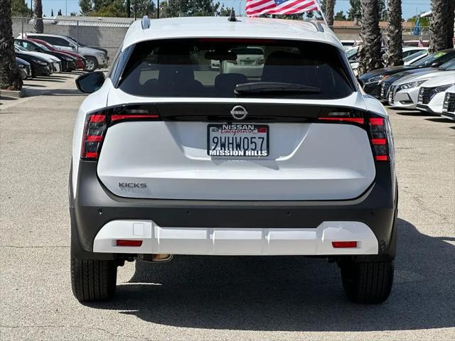 2026 Nissan Kicks SV