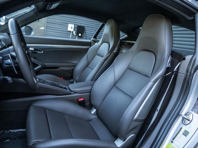 2025 Porsche 718 Cayman GTS 4.0