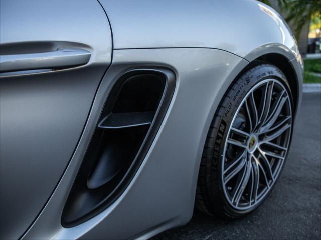 2025 Porsche 718 Cayman GTS 4.0