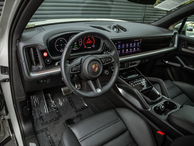 2026 Porsche Cayenne E-Hybrid S