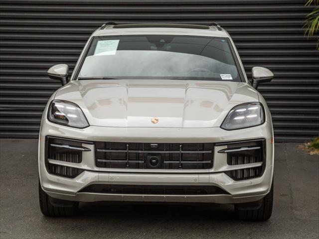 2026 Porsche Cayenne E-Hybrid S