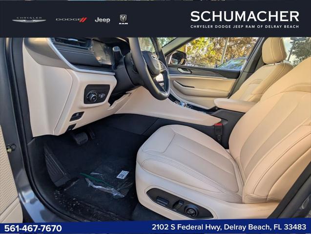 2026 Jeep Grand Cherokee Limited 4x2