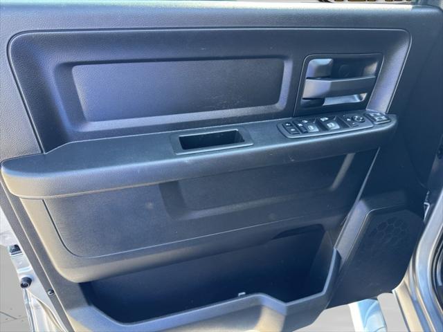 2024 Ram 3500 Tradesman Crew Cab 4x4 8' Box