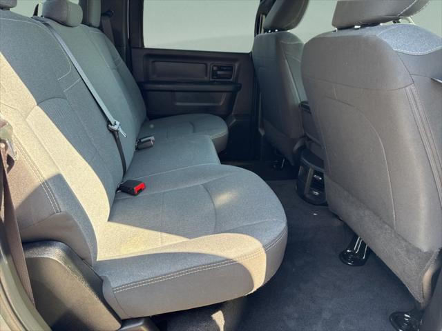 2024 Ram 3500 Tradesman Crew Cab 4x4 8' Box