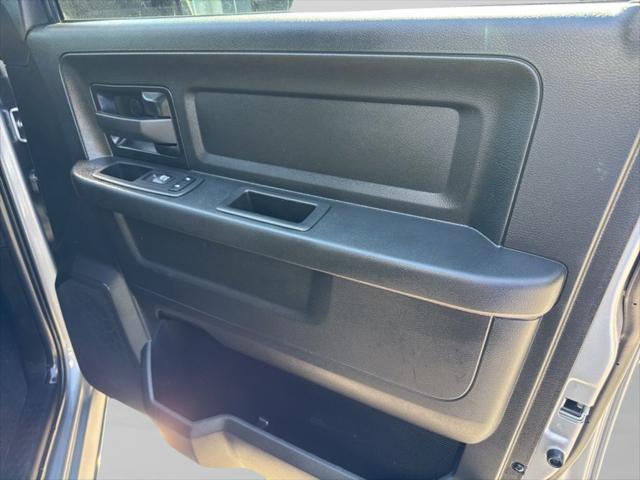 2024 Ram 3500 Tradesman Crew Cab 4x4 8' Box