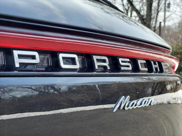 2024 Porsche Macan T