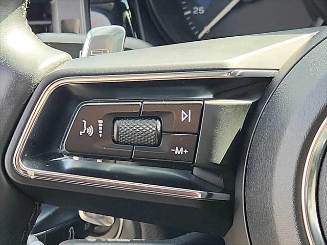 2024 Porsche Macan T