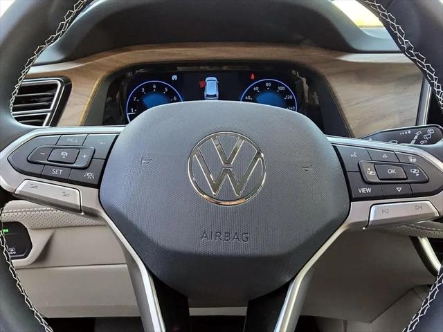 2026 Volkswagen Atlas SE with Technology