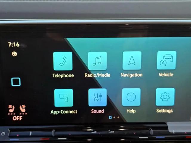 2026 Volkswagen Atlas SE with Technology