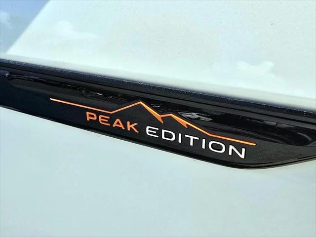 2026 Volkswagen Atlas Peak Edition