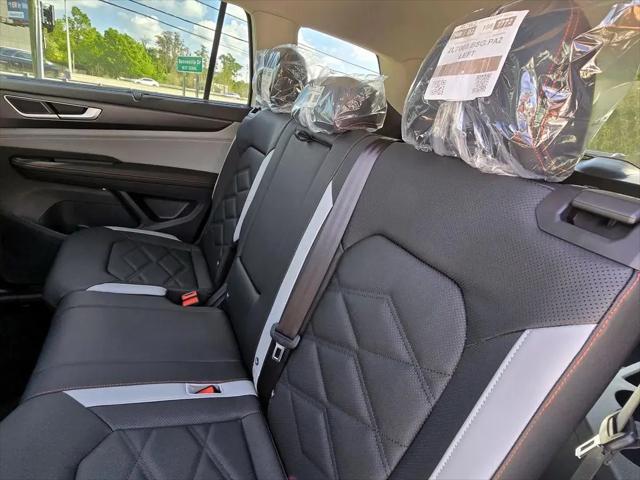2026 Volkswagen Atlas Peak Edition
