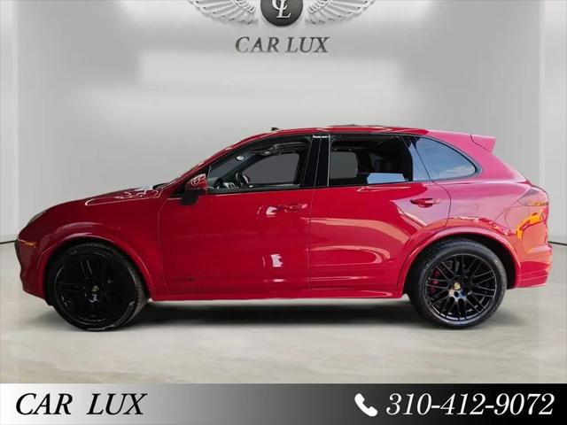 2016 Porsche Cayenne GTS