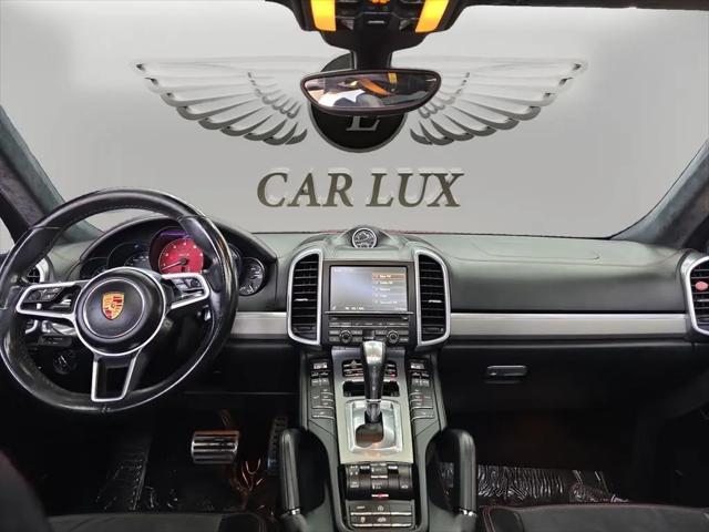 2016 Porsche Cayenne GTS