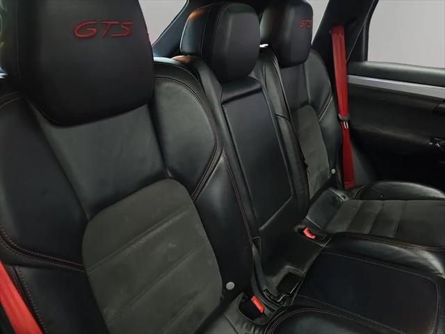 2016 Porsche Cayenne GTS
