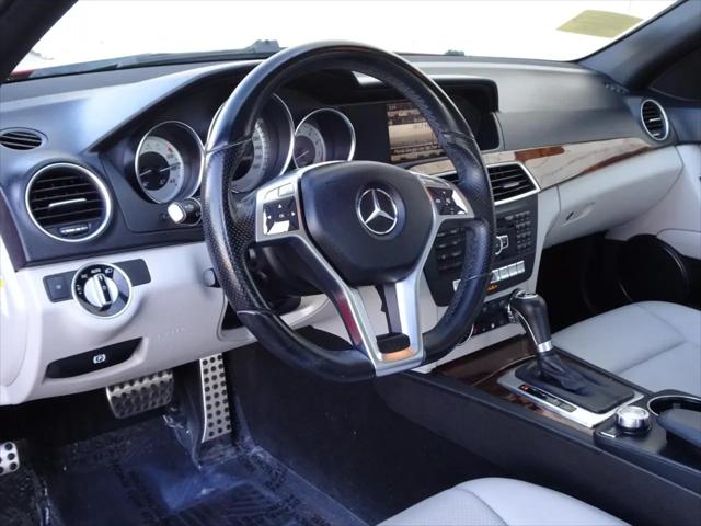 2013 Mercedes-Benz C-CLASS C 300 Luxury 4MATIC