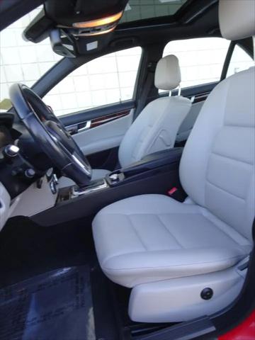 2013 Mercedes-Benz C-CLASS C 300 Luxury 4MATIC