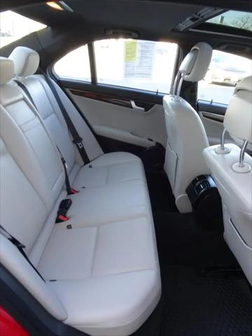 2013 Mercedes-Benz C-CLASS C 300 Luxury 4MATIC