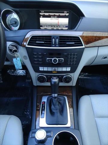 2013 Mercedes-Benz C-CLASS C 300 Luxury 4MATIC