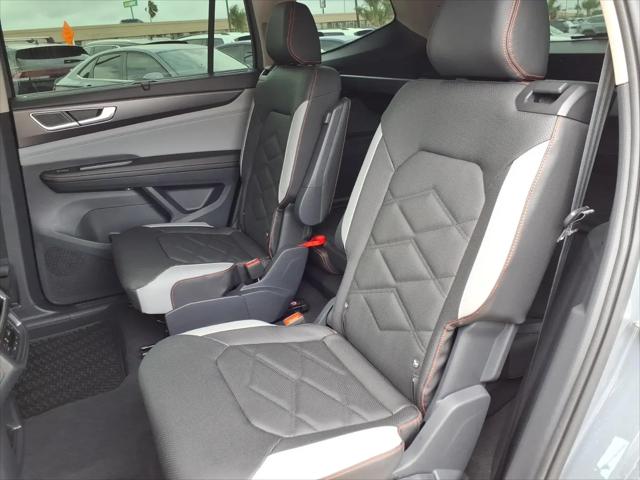 2026 Volkswagen Atlas Peak Edition