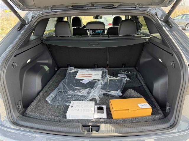 2026 Volkswagen Atlas Cross Sport SEL Premium R-Line