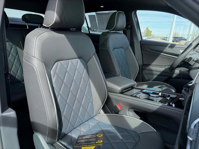 2026 Volkswagen Atlas Cross Sport SEL Premium R-Line