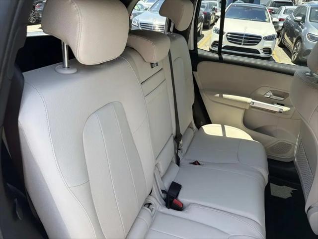 2025 Mercedes-Benz GLB GLB 250