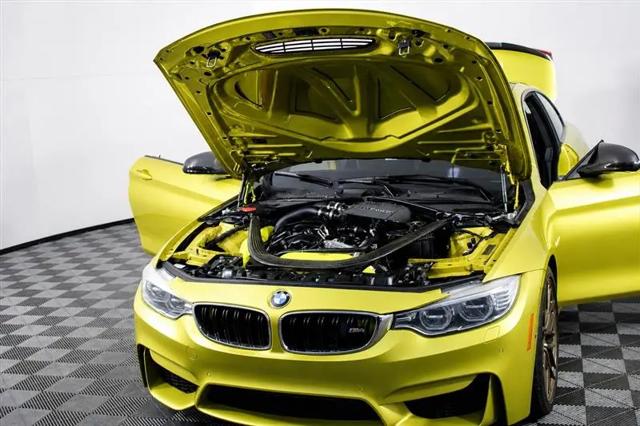 2015 BMW M4 Standard