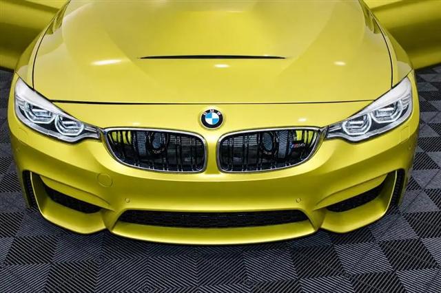 2015 BMW M4 Standard