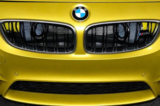 2015 BMW M4 Standard