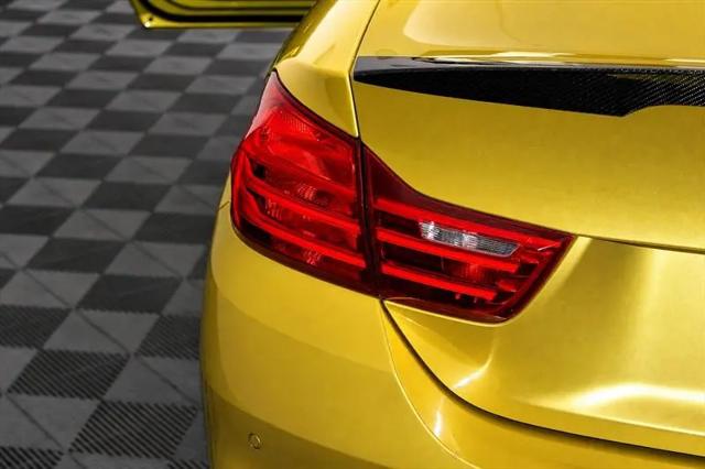 2015 BMW M4 Standard
