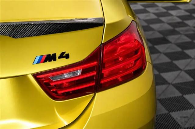 2015 BMW M4 Standard