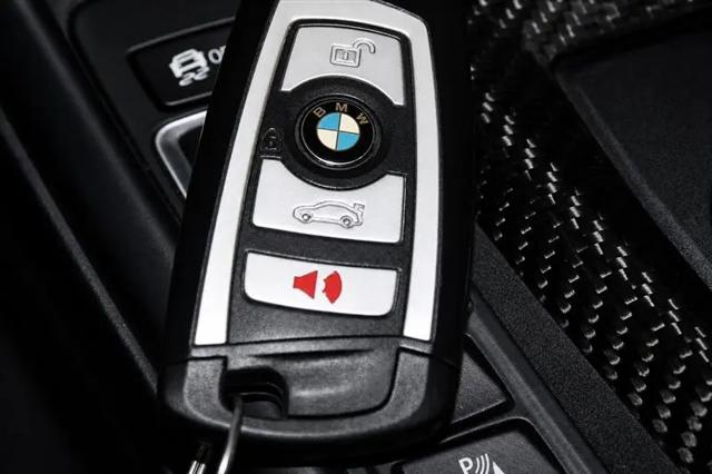 2015 BMW M4 Standard