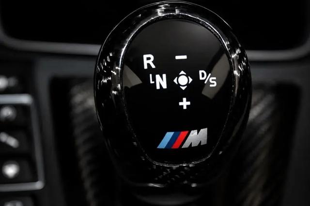 2015 BMW M4 Standard
