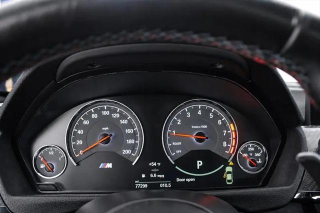 2015 BMW M4 Standard