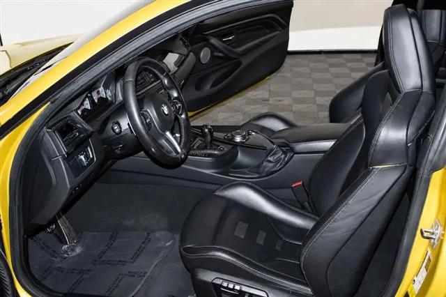 2015 BMW M4 Standard