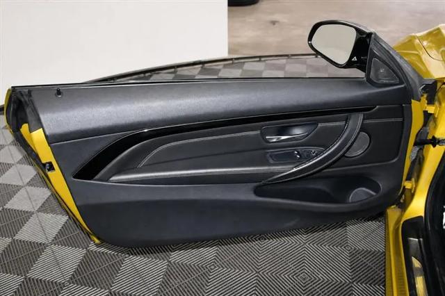 2015 BMW M4 Standard