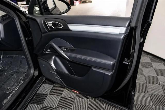 2015 Porsche Cayenne Turbo