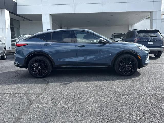 2026 Buick NV Sport Touring FWD