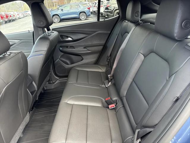 2026 Buick NV Sport Touring FWD