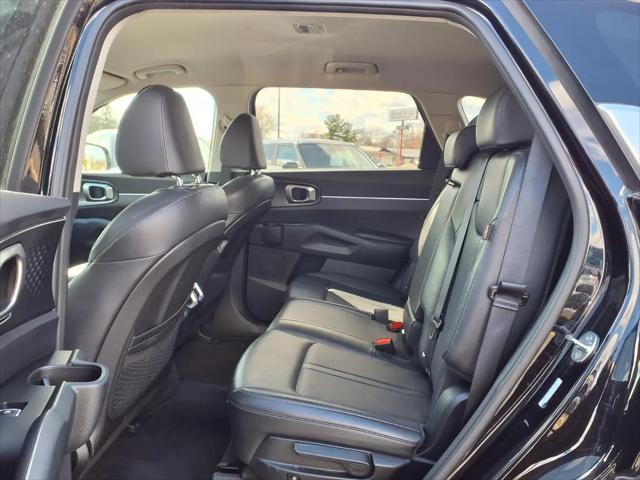 2024 Kia Sorento S