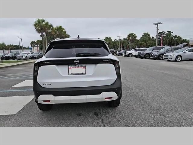 2026 Nissan Kicks SV