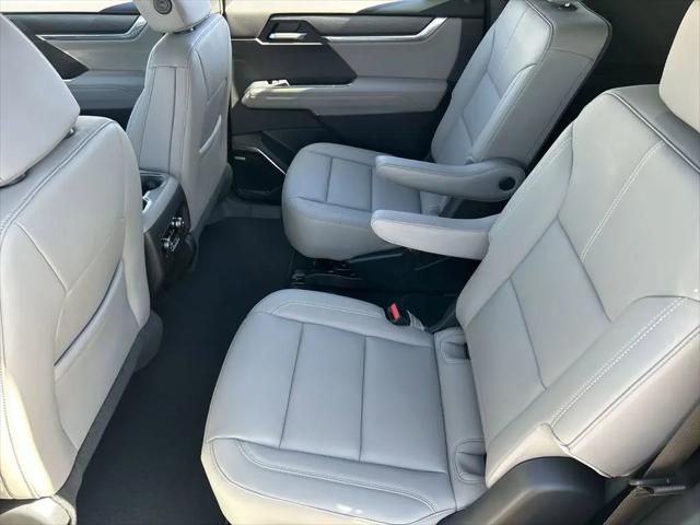 2026 GMC Acadia Elevation AWD